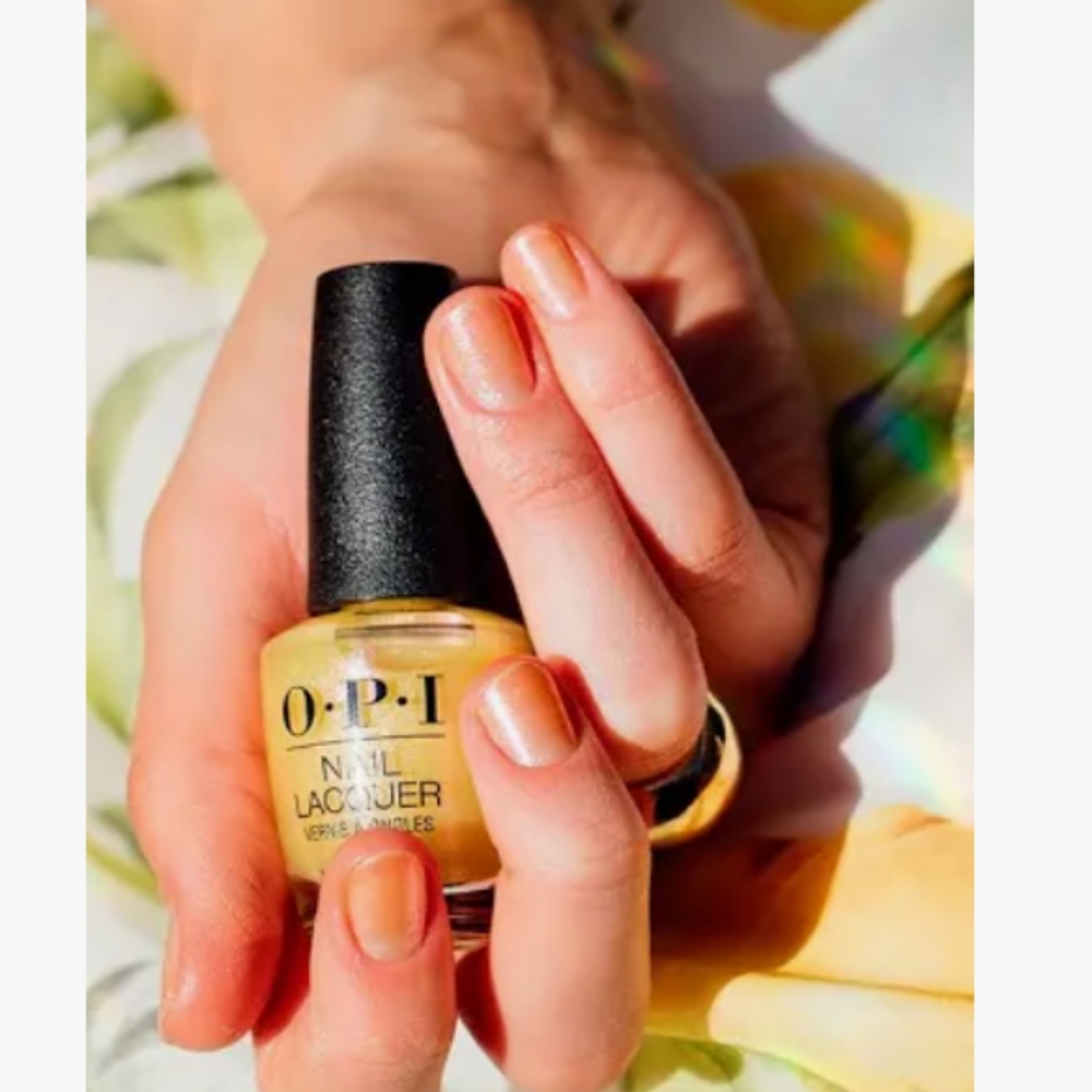 🛍️ 3/$20 💅 OPI Ray- diance